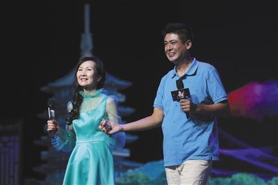 而对于婚纱照的外泄姜妍胸围