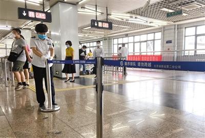 地铁乘客不再“走迷宫” 通勤时间缩短